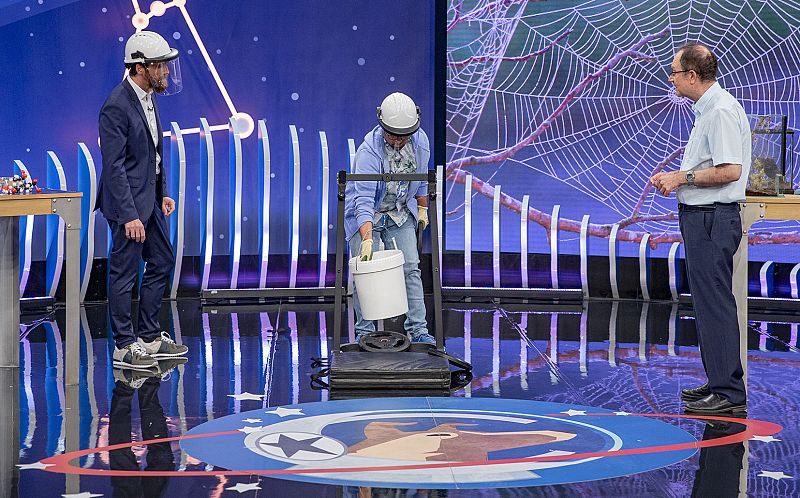 'Si me sigues, te sigo', en 'Órbita Laika'