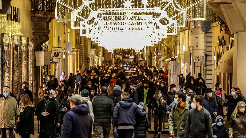 Italia mantiene el toque de queda a partir de las 22.00 horas para Nochebuena y Nochevieja