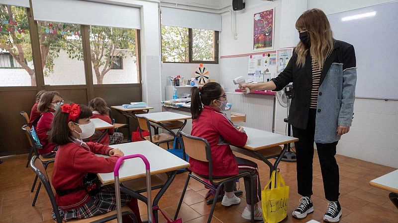 Los alumnos españoles de Primaria empeoran en Ciencias y Matemáticas y siguen por debajo de la media de la OCDE