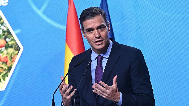 Sánchez pide llegar "hasta el final" en la investigación sobre el rey emérito y respetar sus derechos como contribuyente