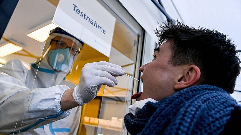 Alemania registra un nuevo récord desde el inicio de la pandemia con casi 30.000 contagios y 600 muertos en un día