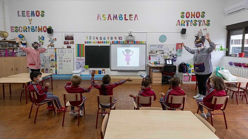 Los centros educativos cerrados por COVID-19 no superan el 0,2% en el primer trimestre del curso