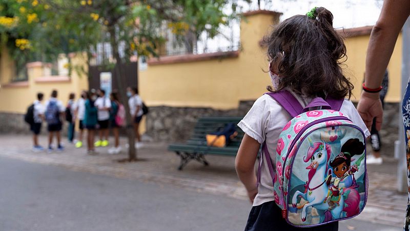 Condenado a 20 años de cárcel un profesor por abusos sexuales a cuatro alumnas menores en Córdoba