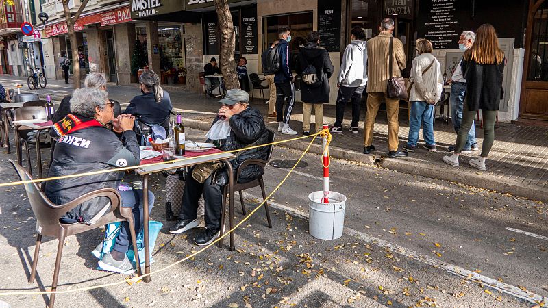 Sanidad cree que el repunte de contagios continuará y lo achaca a la relajación de las medidas en noviembre