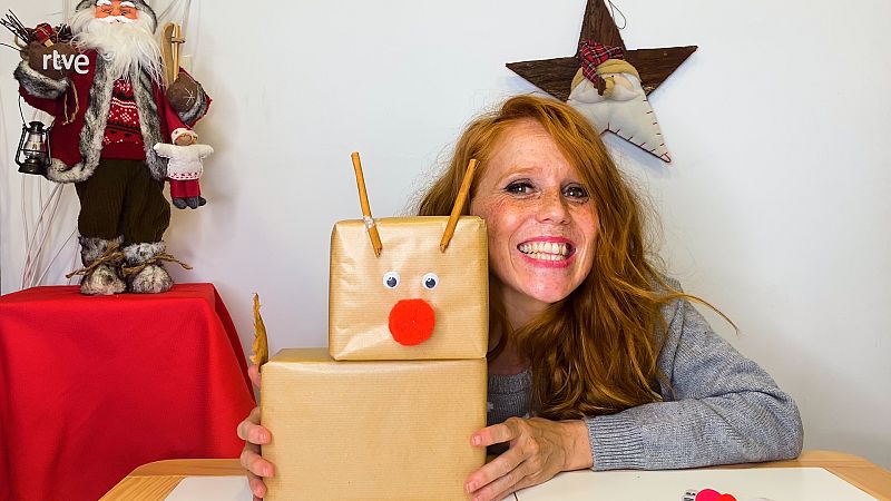 María Castro nos enseña cómo envolver los regalos de Navidad de la manera más original