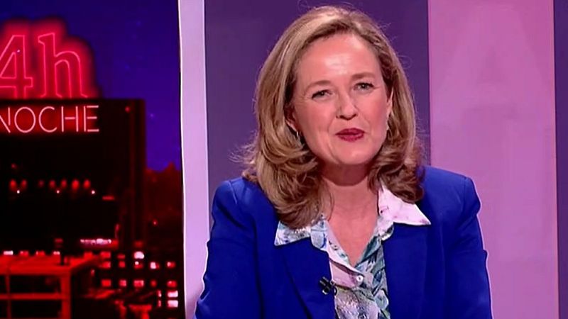 Calviño, sobre la subida del SMI: "La determinación es continuar mejorándolo, pero no se valorará hasta mayo"