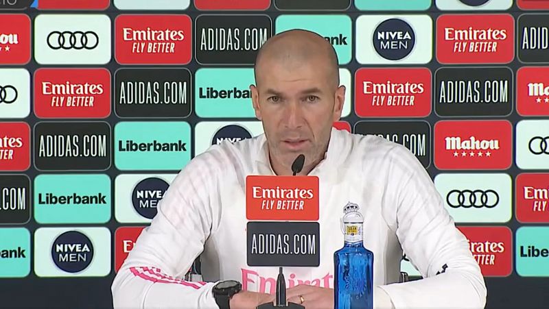 Zidane: "Queremos que las renovaciones se arreglen cuanto antes"