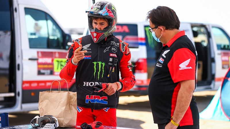 Joan Barreda recupera terreno ganando la especial y poni�ndose en cabeza del Dakar