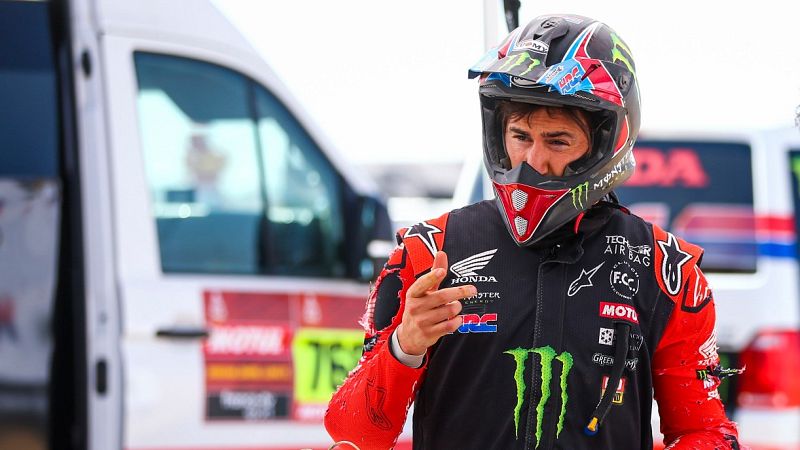 Joan Barreda, satisfecho tras "recortar algunos minutos" en la general