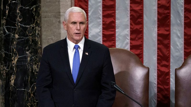 Pence se desmarca de Trump y sí acudirá a la toma de posesión de Biden