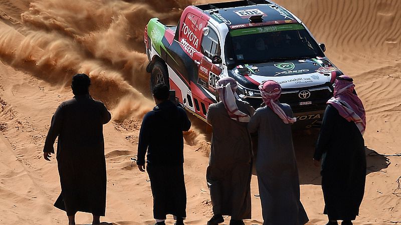 Al Rajhi gana la etapa y Peterhansel ampl�a su ventaja sobre Al Attiyah