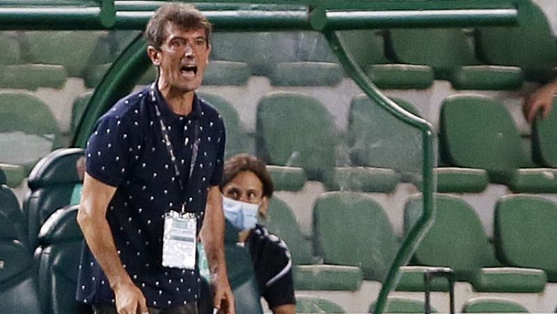 Pacheta releva a Míchel en el banquillo del Huesca