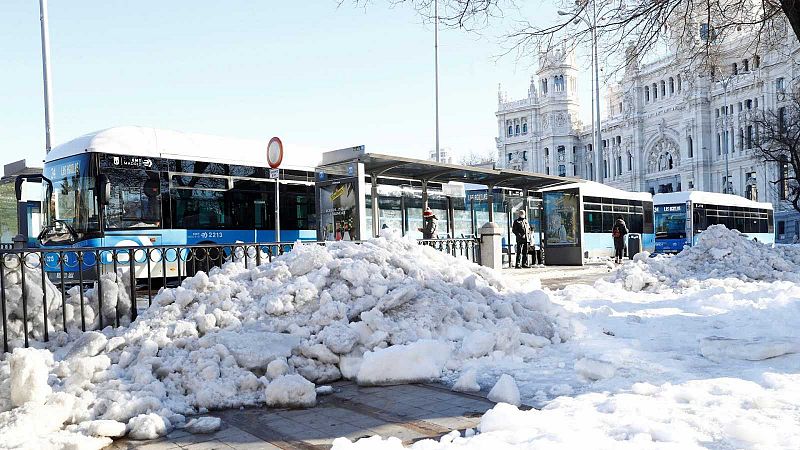 Madrid intenta volver a la normalidad después de la nevada mientras cifra los daños en la capital en 20 millones