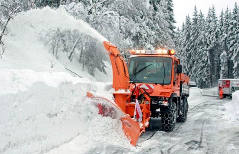 Ocho comunidades en alerta por nieve