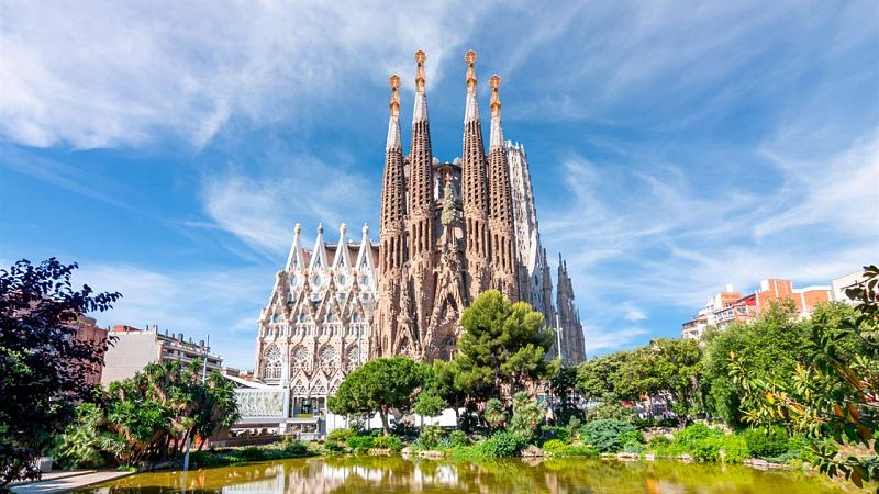 La Sagrada Família, la Casa Museu Dalí, el Camp Nou i la Casa Vicens competeixen com a millors monuments del món