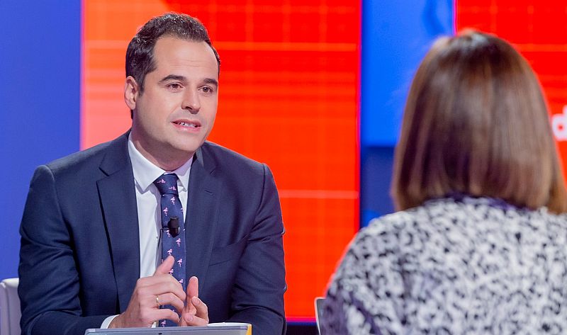 Aguado apoya la decisión de no contratar a sanitarios que se nieguen a ir al Zendal: "No es una represalia"