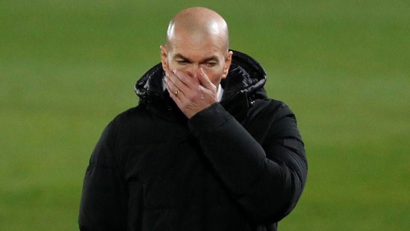 Zidane da positivo en coronavirus