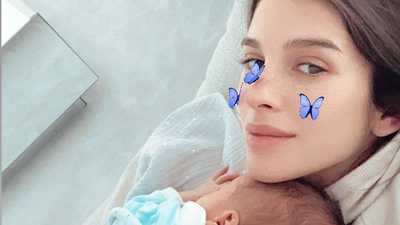 Sandra Gago publica la primera foto de su hijo en casa: "Mi osito y yo"