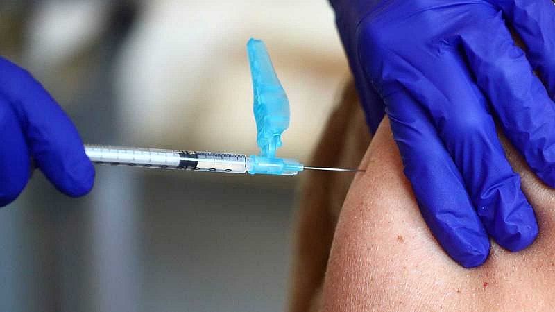 Coronavirus España | 23 de enero: dimite el Jefe del Estado Mayor tras la polémica por su vacunación