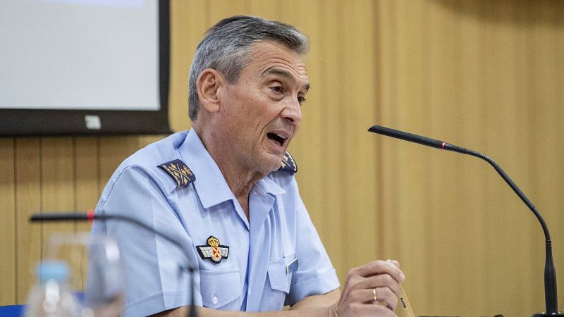 Almeida defiende vacunar al JEMAD y al Gobierno "lo antes posible" por su alta responsabilidad