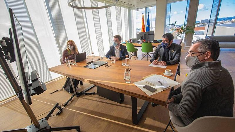 El Govern donarà 618 milions en ajuts directes pels col·lectius més afectats per la crisi