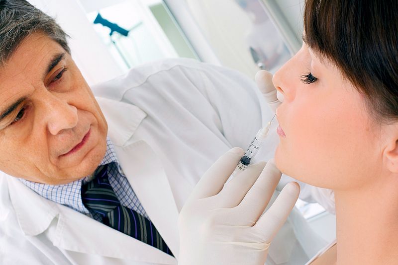 Las videollamadas aumentan la demanda de cirugías de estética