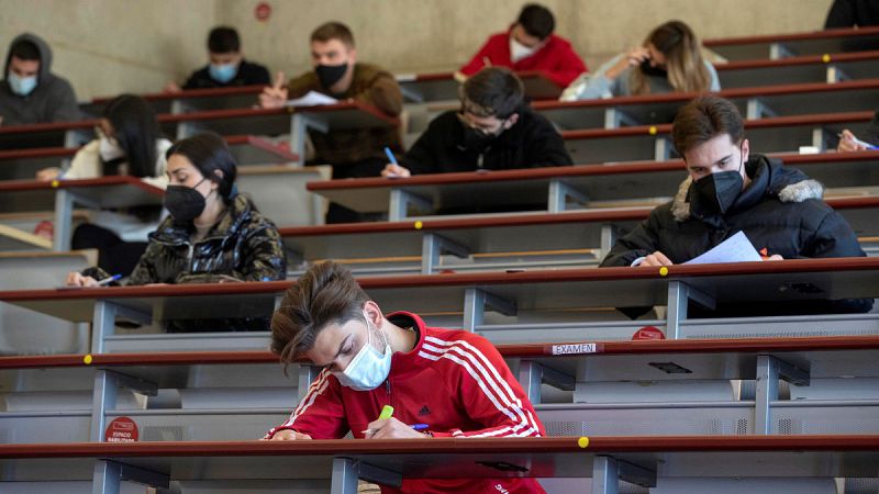 La COVID pone a examen a la Universidad: "Es el momento de decidir entre salud o mantener un sistema presencial"