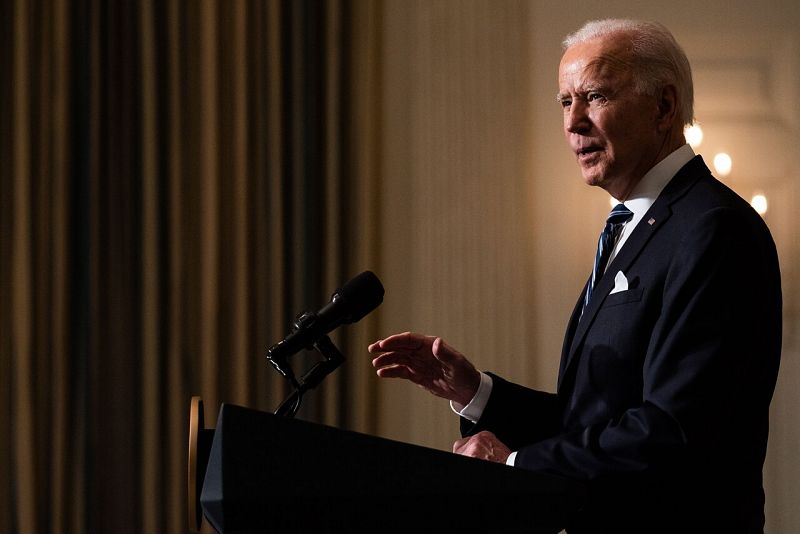 Biden presenta un ambicioso plan contra el cambio climático pero advierte de que no prohibirá el 'fracking'