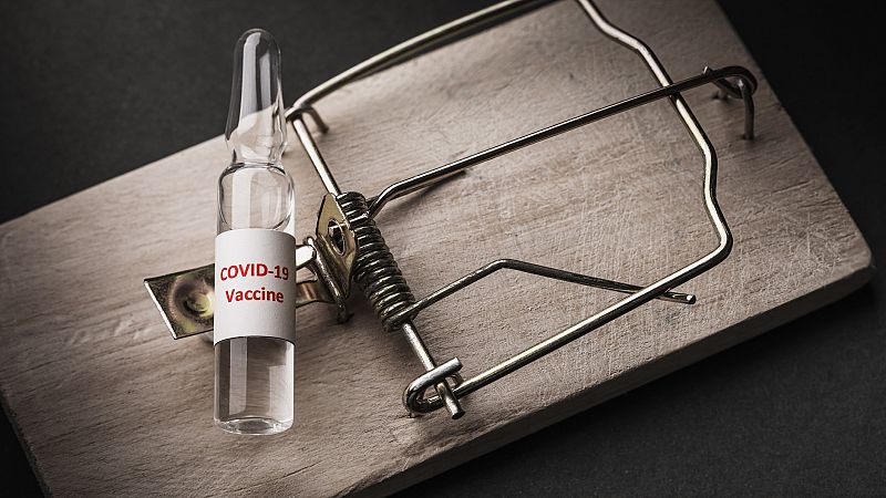 Estafas, vacunas falsas y fraude: la otra cara de la vacunación en España