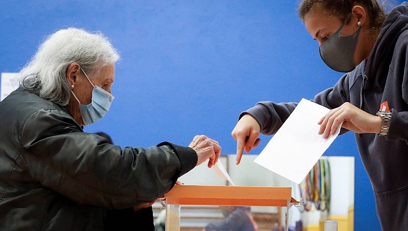 El miedo a la COVID como argumento para renunciar a la mesa electoral: "Antes del voto está el derecho a la salud"