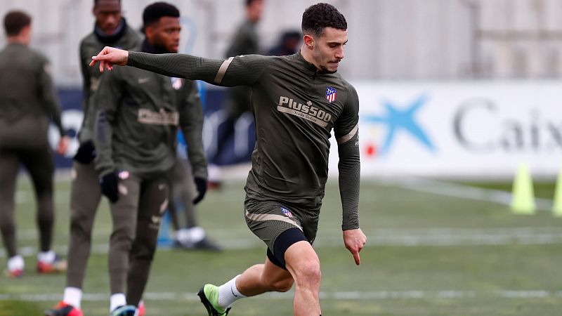 Yannick Carrasco y Mario Hermoso, positivos por COVID-19