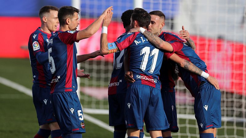 El Real Madrid se la vuelve a pegar en su casa, cae derrotado ante el Levante