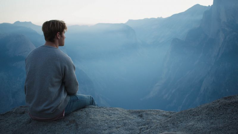 Conoce a Luis, el joven de 25 años creador del podcast sobre meditación más escuchado en Spotify España