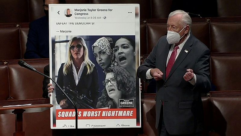 La votación contra la congresista de QAnon profundiza la crisis de identidad del Partido Republicano