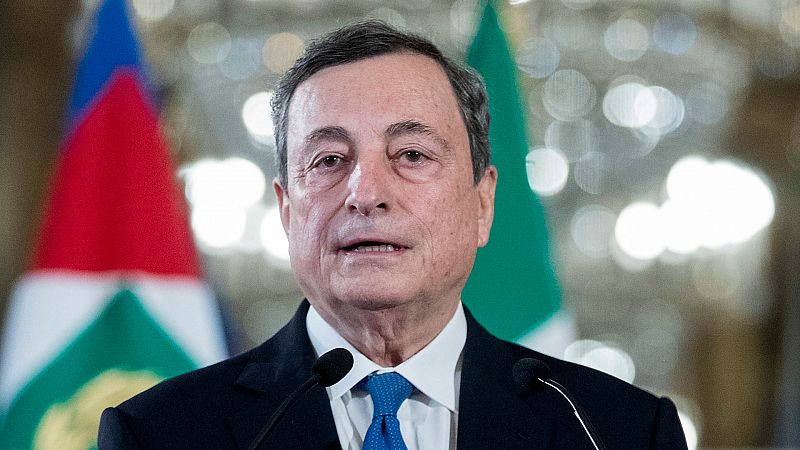 Los partidos minoritarios de Italia apoyan a Draghi a la espera de lograr una mayorLos partidos minoritarios de Italia apoyan a Draghi a la espera de lograr una mayoría suficiente para formar Gobierno