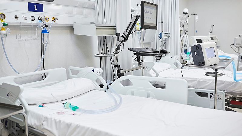 ¿Cómo es una cama de UCI en España? Te lo enseñamos con realidad aumentada