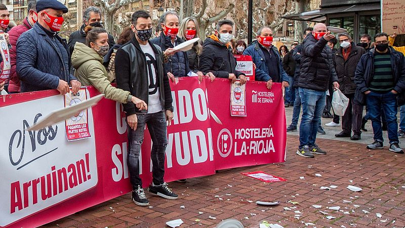 Los hosteleros piden "ayudas directas ya": "Estamos hartos de pagar los platos rotos"