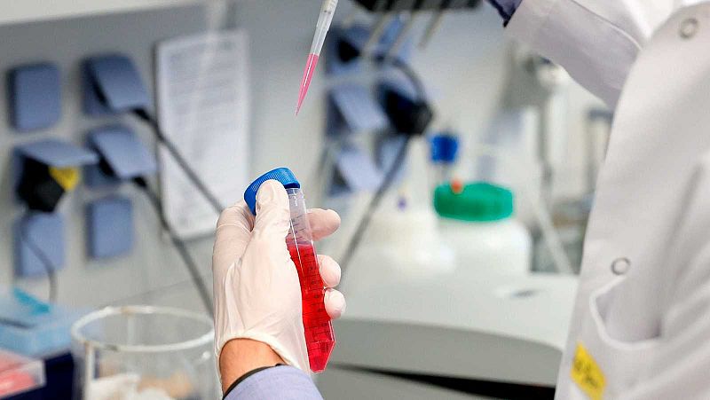 La tercera onada continua a la baixa amb la millora de les dades epidemiològiques