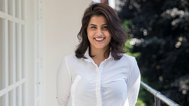 Arabia Saudí libera a la activista de los derechos de las mujeres Loujain al Hathloul tras más de mil días en prisión