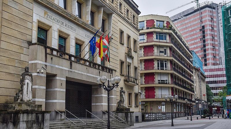 El Gobierno vasco estudia recusar al juez que ordenó reabrir la hostelería tras menospreciar a los epidemiólogos