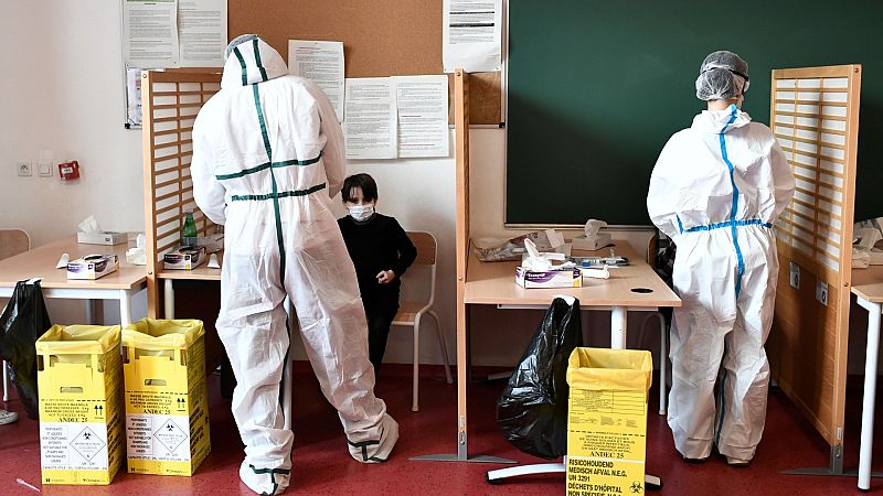 La OMS aconseja a España no relajar las restricciones: "Las tasas de transmisión se mantienen muy altas"