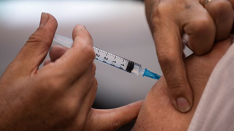 Las primeras vacunas llegan a Gaza con cuentagotas