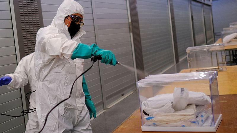 Uno de cada tres municipios catalanes llega a este fin de semana electoral con la incidencia en nivel de riesgo extremo