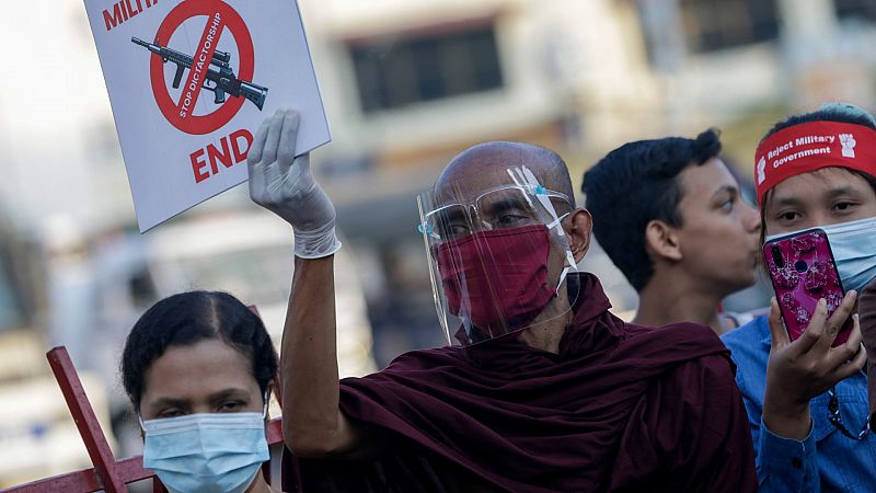 Birmania aumenta la represión contra el movimiento de desobediencia civil