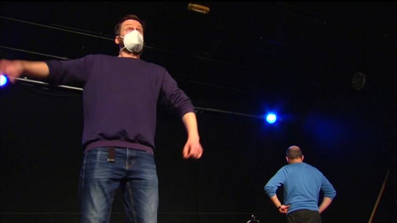 Compañías de teatro e actores piden axudas para manter un sector en crise polas restricións da pandemia