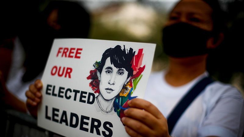 'Hackers' atacan las páginas del Ejército de Birmania tras la mayor protesta contra el golpe de Estado