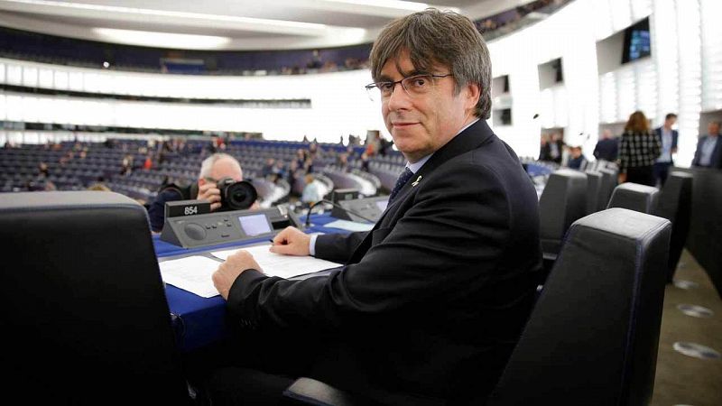 L'Eurocambra fa el primer pas per a aixecar la immunitat de Puigdemont com demana el Suprem
