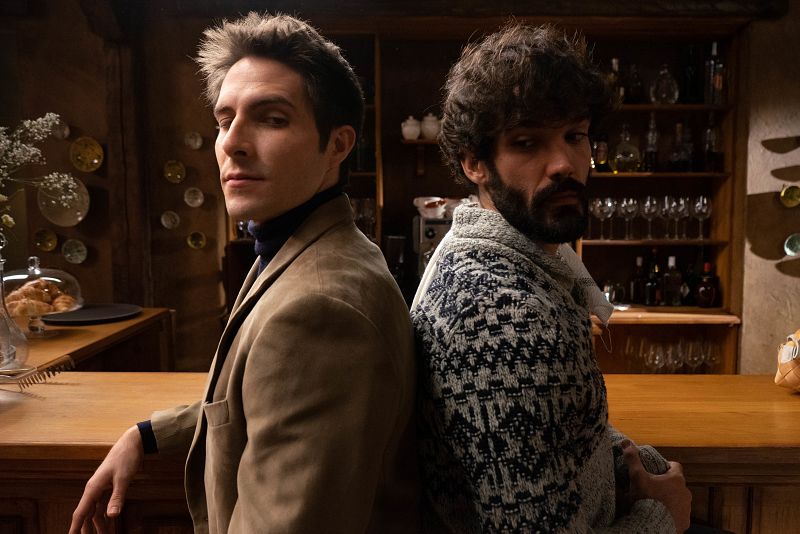 DIRECTO EN INSTAGRAM - Oliver Ruano (Tirso) y Miguel Brocca (Sergio) responderán a las preguntas de los fans