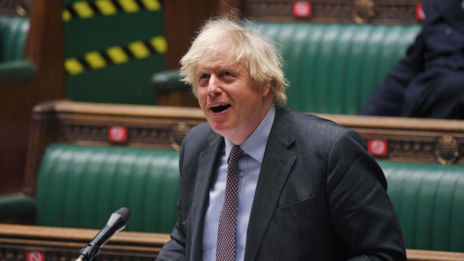 El "cauteloso desconfinamiento" presentado por Boris Johnson