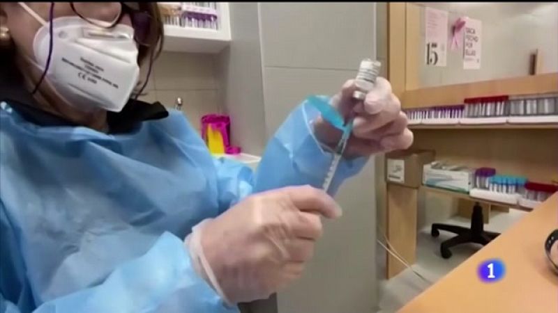 Comeza en Galicia a vacinación masiva a maiores de 80 anos